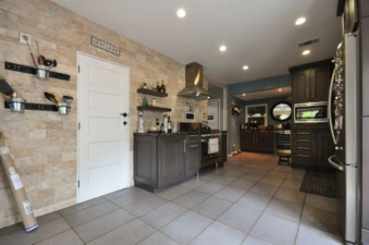 Enlarge photo 25