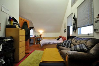 Enlarge photo 33