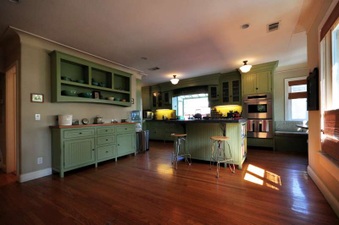 Enlarge photo 22