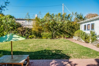 Enlarge photo 33