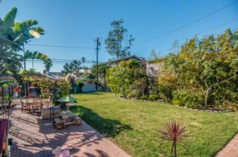 Enlarge photo 35
