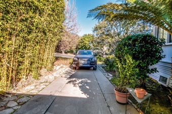 Enlarge photo 37
