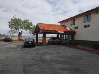 RED ROOF INN
