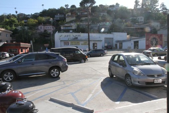 Enlarge photo 12