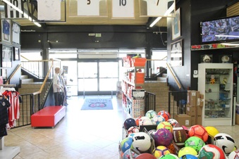 Enlarge photo 32