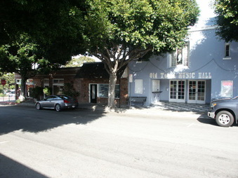Enlarge photo 89