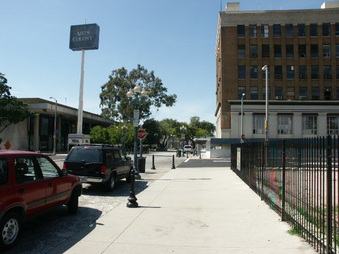 Enlarge photo 11