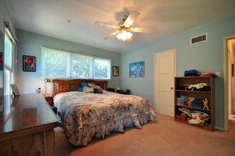Enlarge photo 35