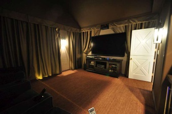 Enlarge photo 63