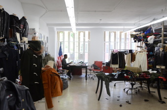 Enlarge photo 3