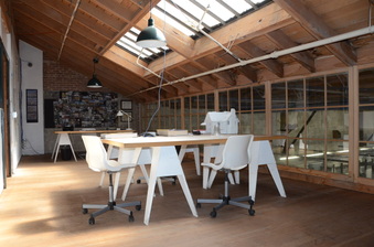 Enlarge photo 19