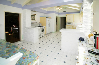 Enlarge photo 17