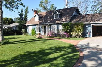 ZACHAY HOME