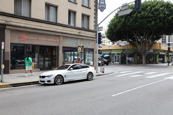 Enlarge photo 40