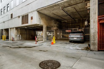 Enlarge photo 39