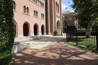 Enlarge photo 22