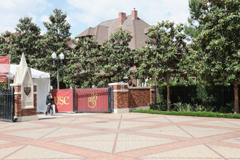 Enlarge photo 33