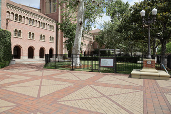 Enlarge photo 36