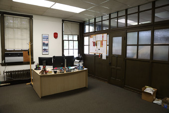 Enlarge photo 95