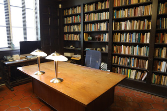 Enlarge photo 104