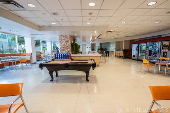 Enlarge photo 32