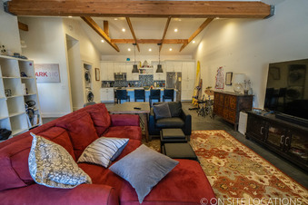 Enlarge photo 62