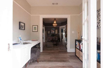 Enlarge photo 32