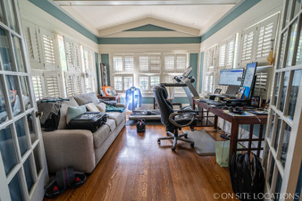 Enlarge photo 27