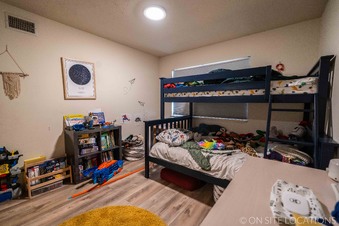 Enlarge photo 35