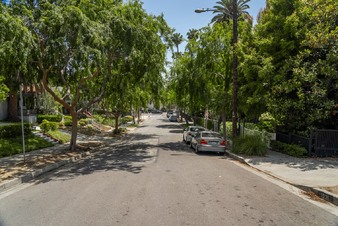 Enlarge photo 116