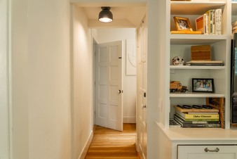 Enlarge photo 25