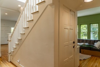 Enlarge photo 47