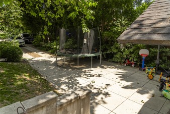Enlarge photo 92