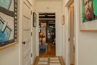 Enlarge photo 29