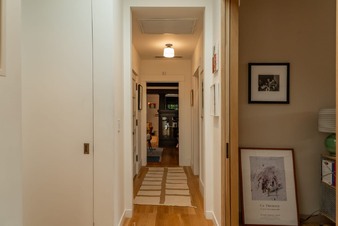 Enlarge photo 30