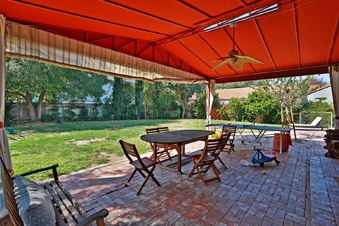 Enlarge photo 29