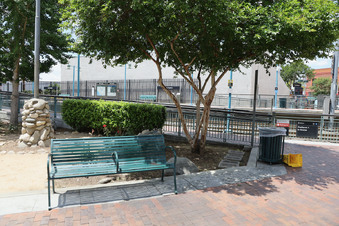 Enlarge photo 4