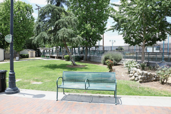 Enlarge photo 5
