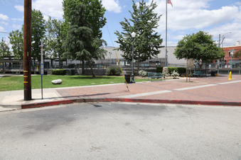 Enlarge photo 8