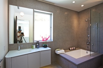 Enlarge photo 107