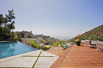 Enlarge photo 151