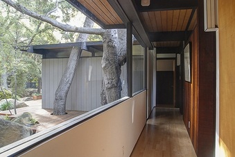 Enlarge photo 32
