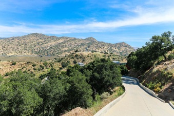 Enlarge photo 17