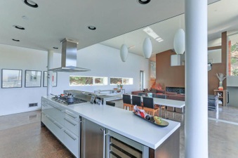 Enlarge photo 65