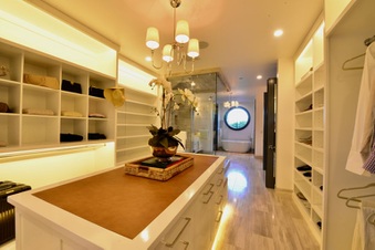 Enlarge photo 83