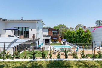 Enlarge photo 54