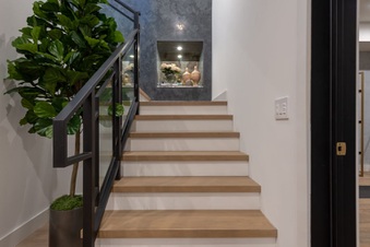 Enlarge photo 47