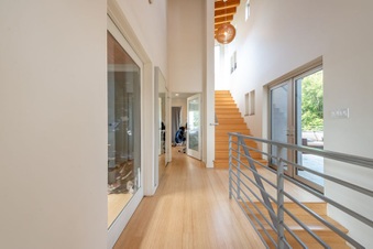Enlarge photo 26