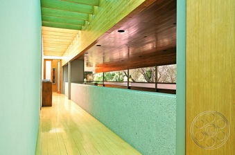 Enlarge photo 44
