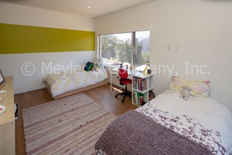 Enlarge photo 47